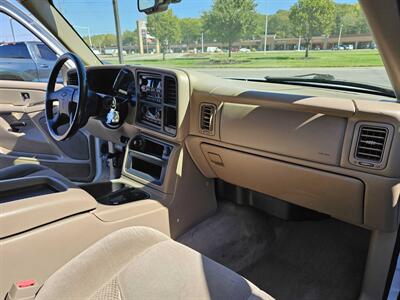 2004 Chevrolet Silverado 3500 Work Truck 4DR CREW CAB   - Photo 28 - Hamilton, OH 45015