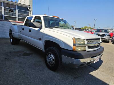 2004 Chevrolet Silverado 3500 Work Truck CREW CAB/DRW   - Photo 4 - Hamilton, OH 45015