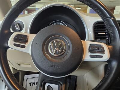 2013 Volkswagen Beetle-Classic 2.5L 2DR HATCHBACK - Photo 22 - Hamilton, OH 45015