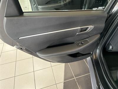 2025 Hyundai SONATA SE 4DR SEDAN   - Photo 13 - Hamilton, OH 45015