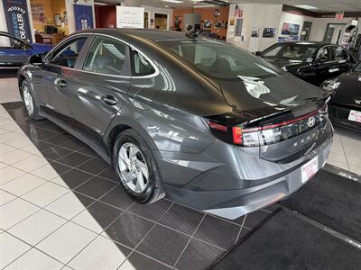 2025 Hyundai SONATA SE 4DR SEDAN   - Photo 8 - Hamilton, OH 45015