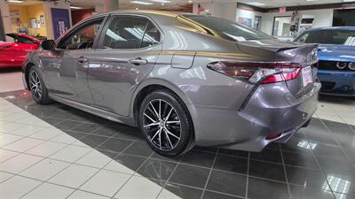 2023 Toyota Camry SE 4DR SEDAN - Photo 8 - Hamilton, OH 45015