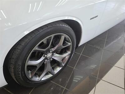 2015 Dodge Challenger R/T-COUPE/V8 HEMI   - Photo 31 - Hamilton, OH 45015