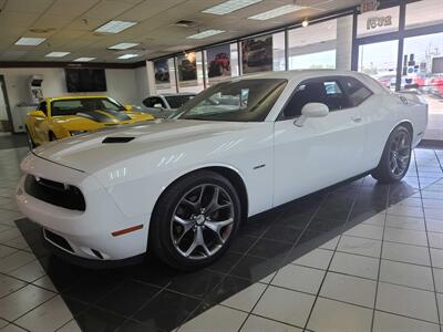 2015 Dodge Challenger R/T-COUPE/V8 HEMI   - Photo 1 - Hamilton, OH 45015