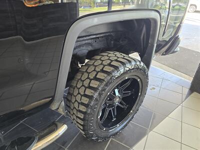 2015 GMC Sierra 3500 SLE 4DR EXTENDED CAB 4X4/Z71   - Photo 35 - Hamilton, OH 45015