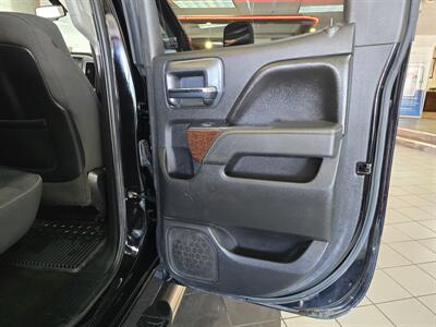 2015 GMC Sierra 3500 SLE 4DR EXTENDED CAB 4X4/Z71   - Photo 15 - Hamilton, OH 45015