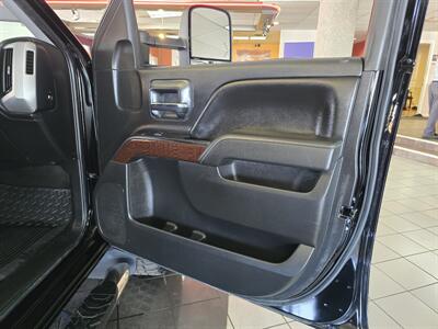 2015 GMC Sierra 3500 SLE 4DR EXTENDED CAB 4X4/Z71   - Photo 12 - Hamilton, OH 45015
