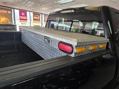 2015 GMC Sierra 3500 SLE 4DR EXTENDED CAB 4X4/Z71   - Photo 29 - Hamilton, OH 45015