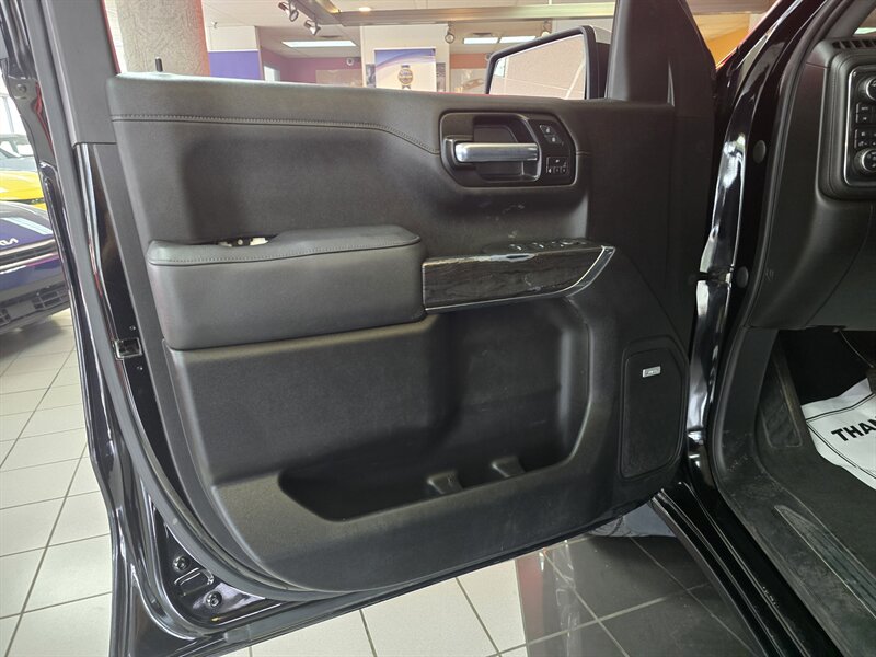2021 Chevrolet Silverado 1500 LTZ - Photo 7 - Hamilton, OH 45015