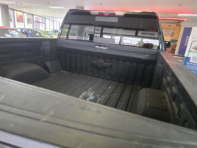 2021 Chevrolet Silverado 1500 LTZ - Photo 28 - Hamilton, OH 45015