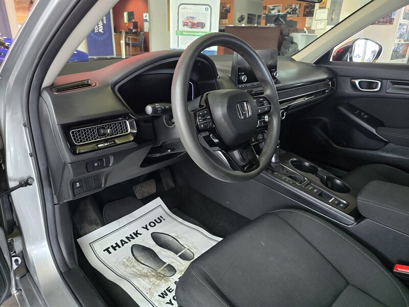 2025 Honda Civic LX 4DR SEDAN - Photo 8 - Hamilton, OH 45015