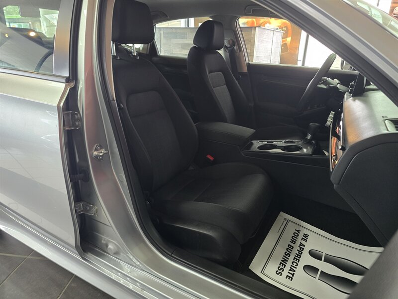 2025 Honda Civic LX 4DR SEDAN - Photo 14 - Hamilton, OH 45015