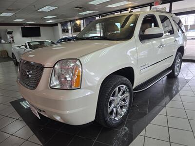 2011 GMC Yukon Denali 4DR SUV AWD   - Photo 1 - Hamilton, OH 45015