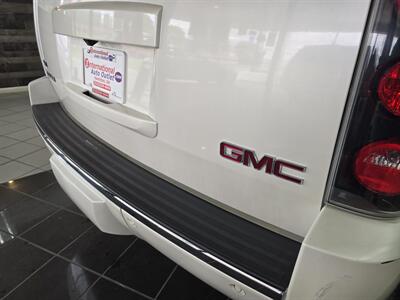 2011 GMC Yukon Denali 4DR SUV AWD   - Photo 30 - Hamilton, OH 45015