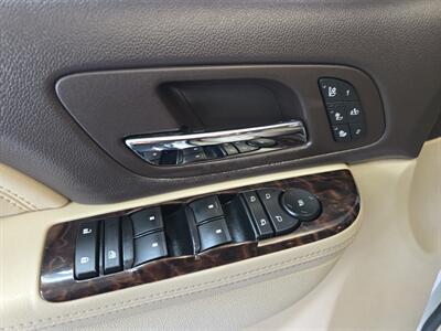 2011 GMC Yukon Denali 4DR SUV AWD   - Photo 18 - Hamilton, OH 45015