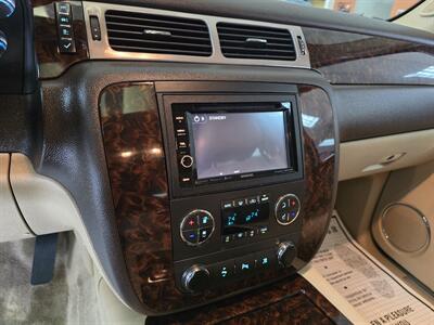 2011 GMC Yukon Denali 4DR SUV AWD   - Photo 25 - Hamilton, OH 45015