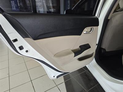 2013 Honda Civic LX   - Photo 10 - Hamilton, OH 45015