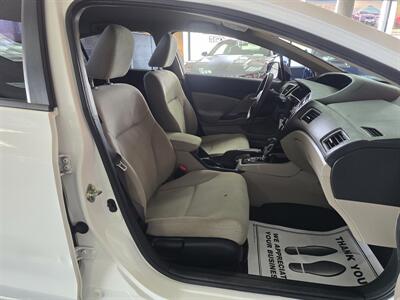 2013 Honda Civic LX   - Photo 14 - Hamilton, OH 45015