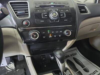2013 Honda Civic LX   - Photo 22 - Hamilton, OH 45015