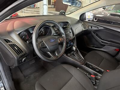 2016 Ford Focus S 4DR SEDAN   - Photo 11 - Hamilton, OH 45015