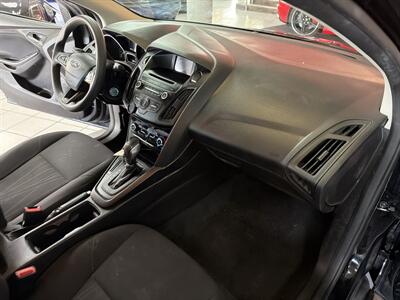 2016 Ford Focus S 4DR SEDAN   - Photo 25 - Hamilton, OH 45015