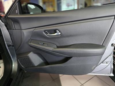 2025 Nissan Sentra SV 4DR SEDAN - Photo 14 - Hamilton, OH 45015