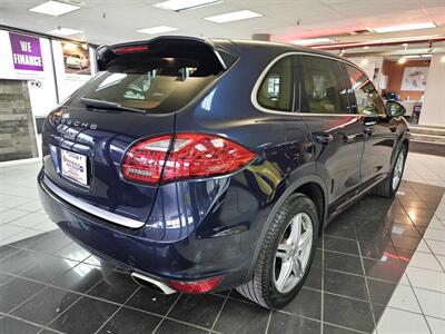 2011 Porsche Cayenne S   - Photo 6 - Hamilton, OH 45015