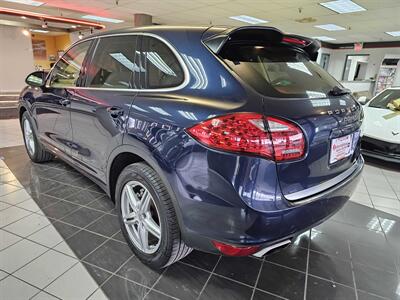 2011 Porsche Cayenne S   - Photo 8 - Hamilton, OH 45015