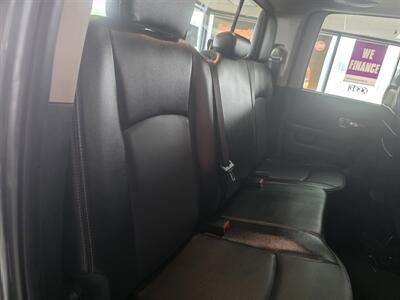 2014 RAM 1500 Laramie - Photo 18 - Hamilton, OH 45015
