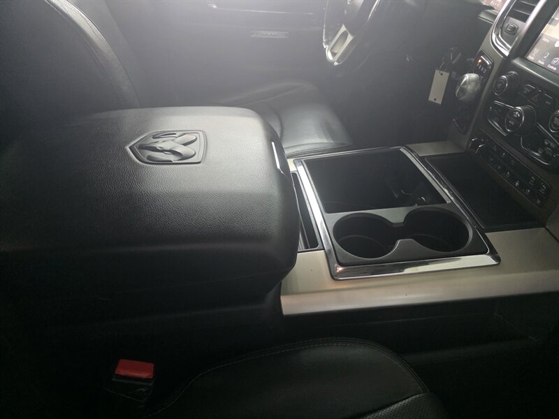 2014 RAM 1500 Laramie - Photo 22 - Hamilton, OH 45015