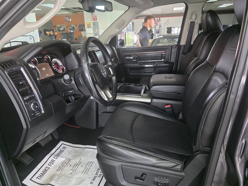 2014 RAM 1500 Laramie - Photo 12 - Hamilton, OH 45015