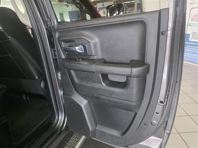 2014 RAM 1500 Laramie - Photo 20 - Hamilton, OH 45015