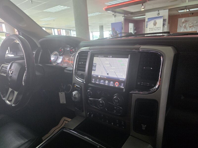 2014 RAM 1500 Laramie - Photo 21 - Hamilton, OH 45015