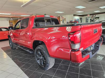 2018 Toyota Tacoma SR5 4DR CREW CAB   - Photo 6 - Hamilton, OH 45015