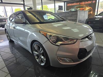 2012 Hyundai Veloster Base 3DR COUPE   - Photo 4 - Hamilton, OH 45015