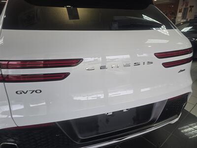 2025 Genesis GV70 2.5T STANDARD 4DR SUV AWD - Photo 27 - Hamilton, OH 45015