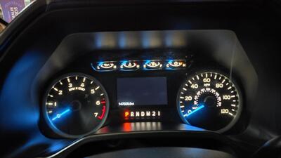 2016 Ford F-150 XLT SUPER CREW 4X4 - Photo 12 - Hamilton, OH 45015