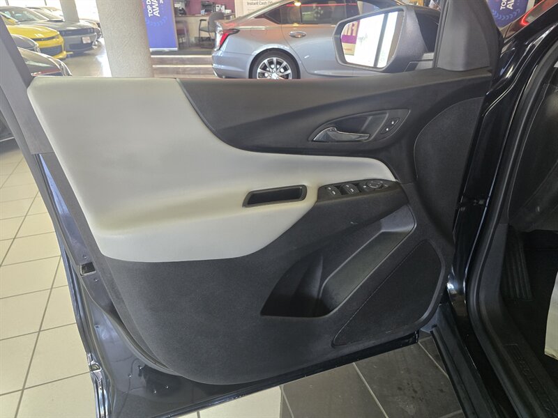2023 Chevrolet Equinox LS 4DR SUV w/1LS - Photo 7 - Hamilton, OH 45015