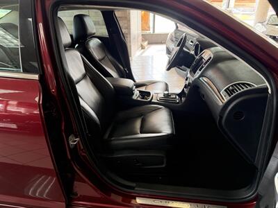 2019 Chrysler 300 Series Limited - Photo 27 - Hamilton, OH 45015