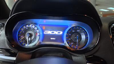 2018 Chrysler 300 Series S 4DR SEDAN   - Photo 12 - Hamilton, OH 45015