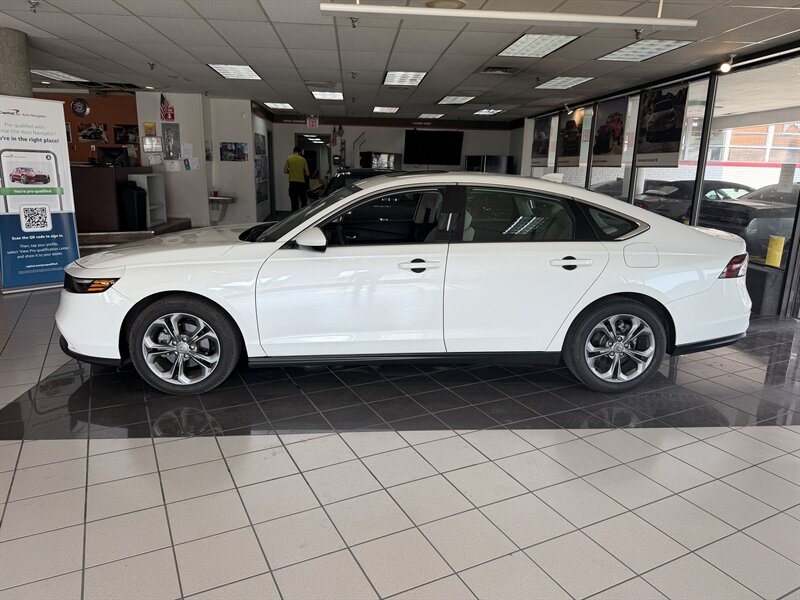 2024 Honda Accord EX - Photo 2 - Hamilton, OH 45015