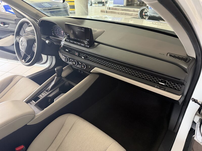 2024 Honda Accord EX - Photo 27 - Hamilton, OH 45015
