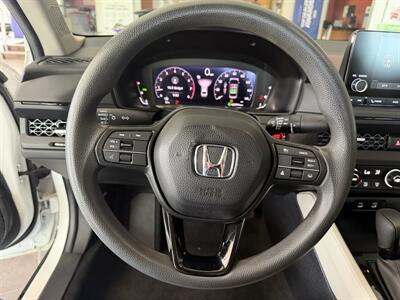 2024 Honda Accord EX - Photo 14 - Hamilton, OH 45015