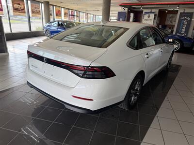 2024 Honda Accord EX - Photo 6 - Hamilton, OH 45015