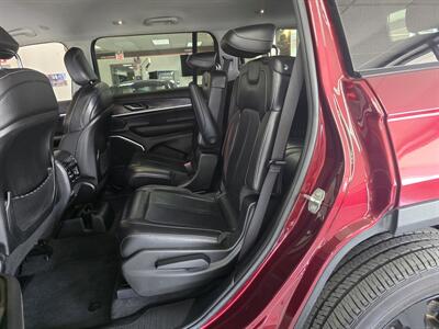 2022 Jeep Grand Cherokee L Limited - Photo 12 - Hamilton, OH 45015