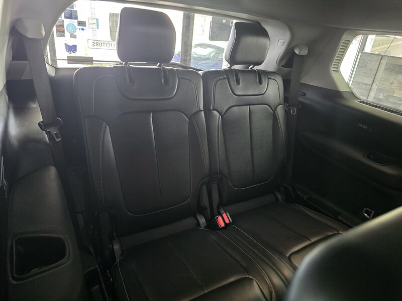 2022 Jeep Grand Cherokee L Limited - Photo 19 - Hamilton, OH 45015