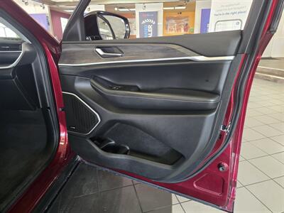 2022 Jeep Grand Cherokee L Limited - Photo 14 - Hamilton, OH 45015