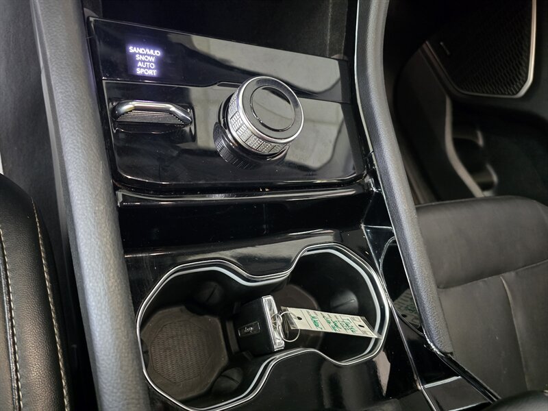 2022 Jeep Grand Cherokee L Limited - Photo 27 - Hamilton, OH 45015