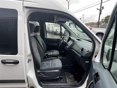 2012 Ford Transit Connect XLT   - Photo 14 - Hamilton, OH 45015