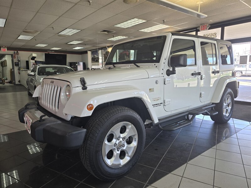 2014 Jeep Wrangler UNLIMITED SAHARA 4DR SUV 4X4   - Photo 1 - Hamilton, OH 45015